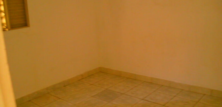 Casa para alugar – Pq. São Domingos