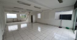 Prédio comercial – Jdm. Santa Fé