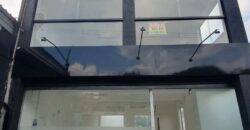 Prédio comercial – Jdm. Santa Fé